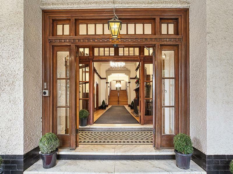 The Robertson Hotel エクステリア 写真
