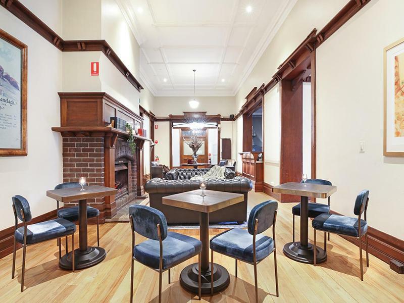 The Robertson Hotel エクステリア 写真